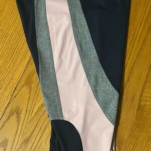 Livi Active Women’s Leggings in Black, Gray, and Pink